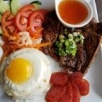 Best Cơm Sườn Lạp Xưởng Trứng Gà 豬扒臘腸煎蛋飯 Grilled Pork Chop, Sausage & Egg on Rice in Brooklyn, NY