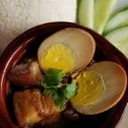 Best Cơm Thịt Kho Trứng Gà 炆豬肉蛋飯 Pork Belly and Egg on Rice in Brooklyn, NY